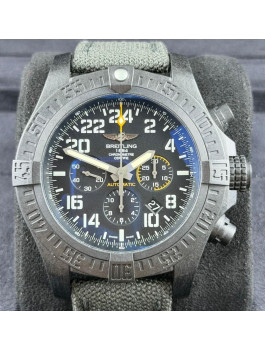 二手 ▶️ BREITLING 百年靈 Avenger Hurricane ◀️ XB1210E41B1W1 2020年錶  (50mm)  
