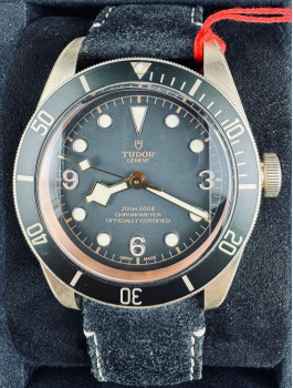 二手 銅錶 ▶ TUDOR 帝舵 BLACK BAY BRONZE ◀ 79250BA 2021年錶 